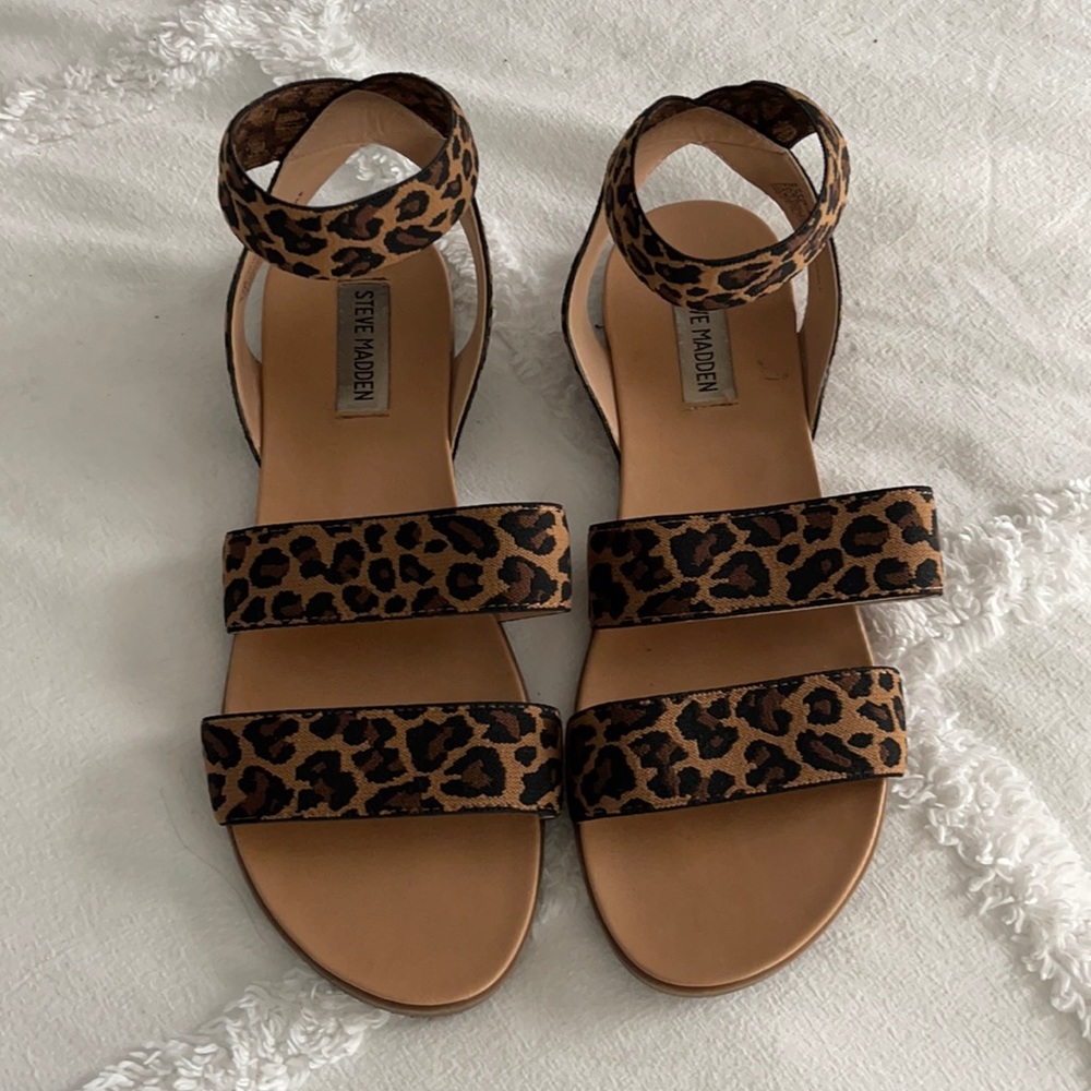 Steve Madden Leopard Print Strappy Sandals 9.5